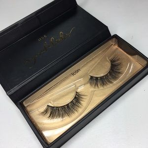 Azeredo Lashes “ Icon “